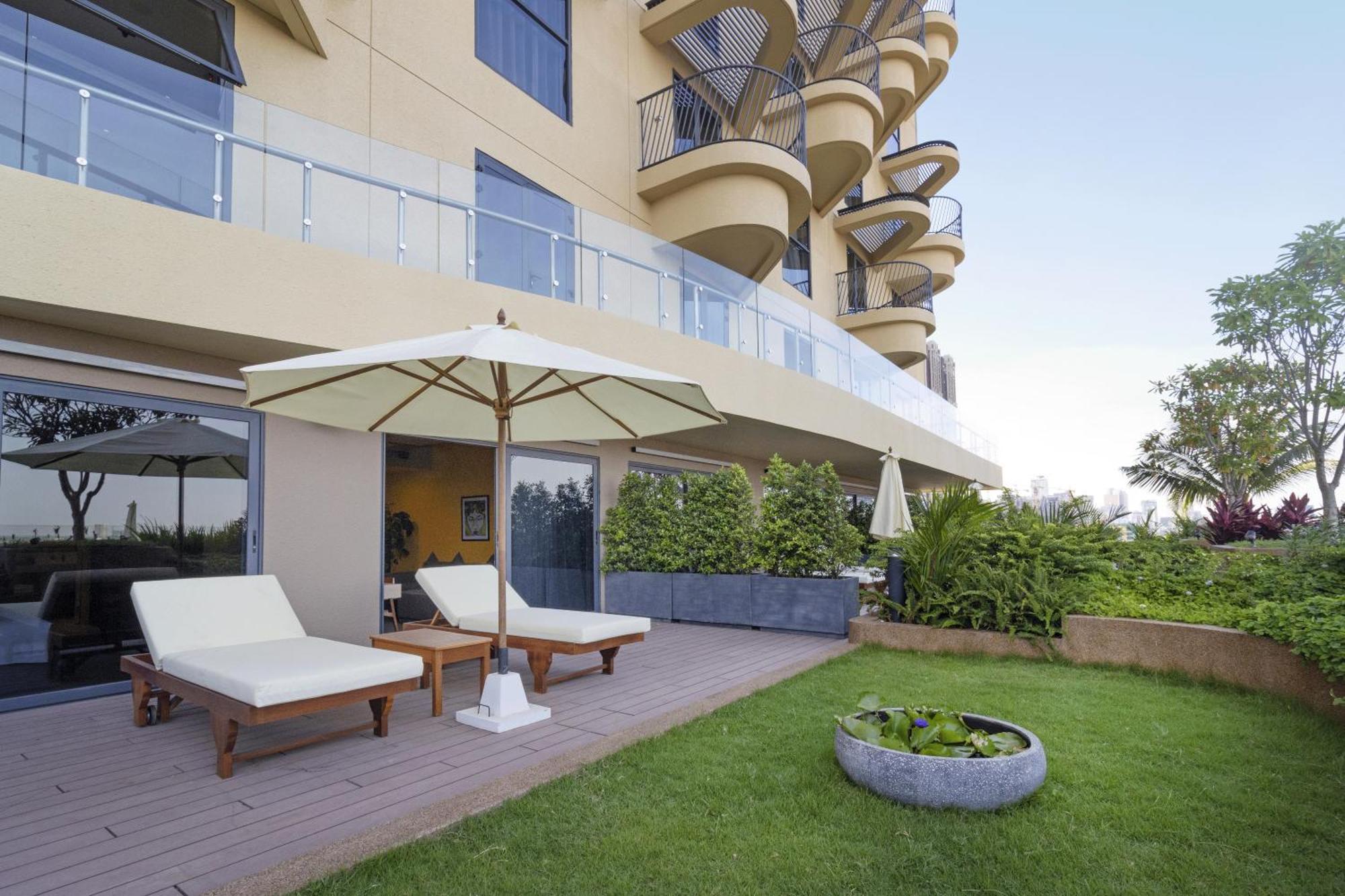 Sun & Moon, Riverside Hotel Phnom Penh Ngoại thất bức ảnh