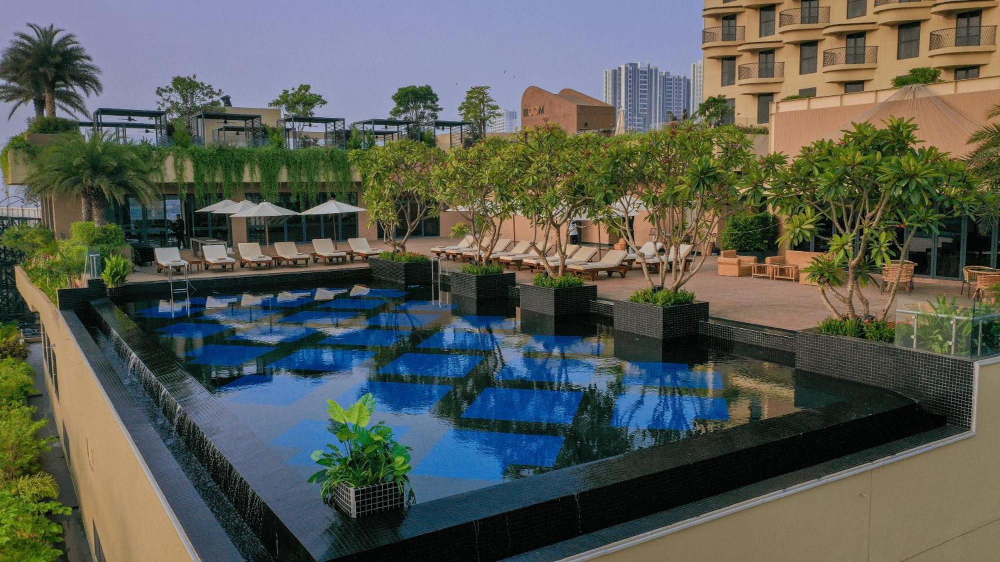 Sun & Moon, Riverside Hotel Phnom Penh Ngoại thất bức ảnh