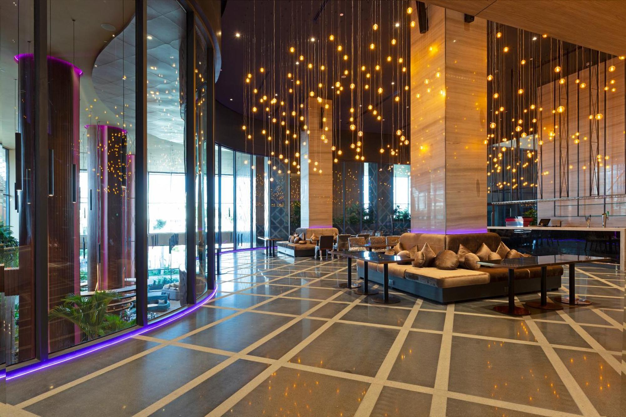 Sun & Moon, Riverside Hotel Phnom Penh Ngoại thất bức ảnh