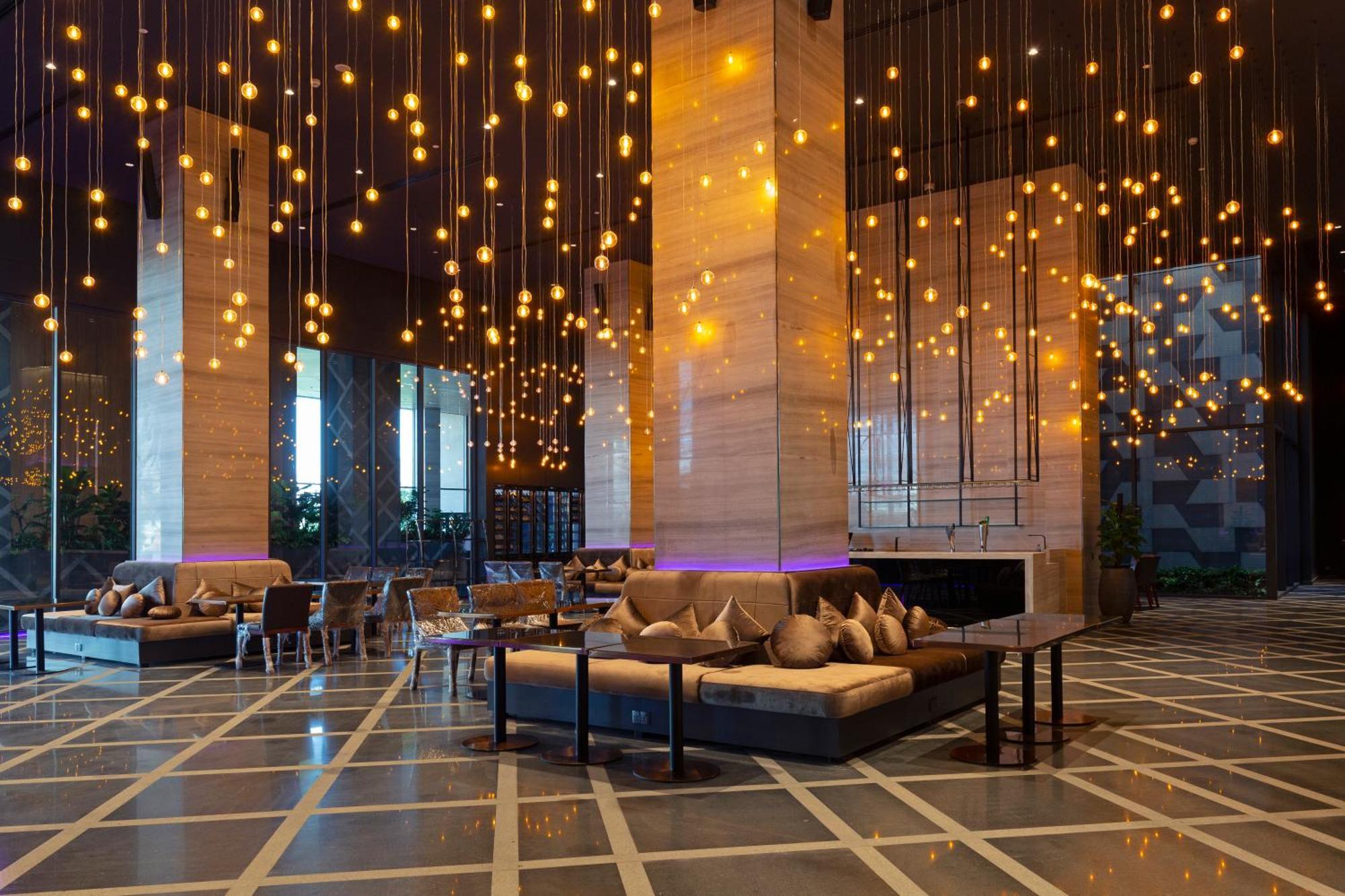 Sun & Moon, Riverside Hotel Phnom Penh Ngoại thất bức ảnh