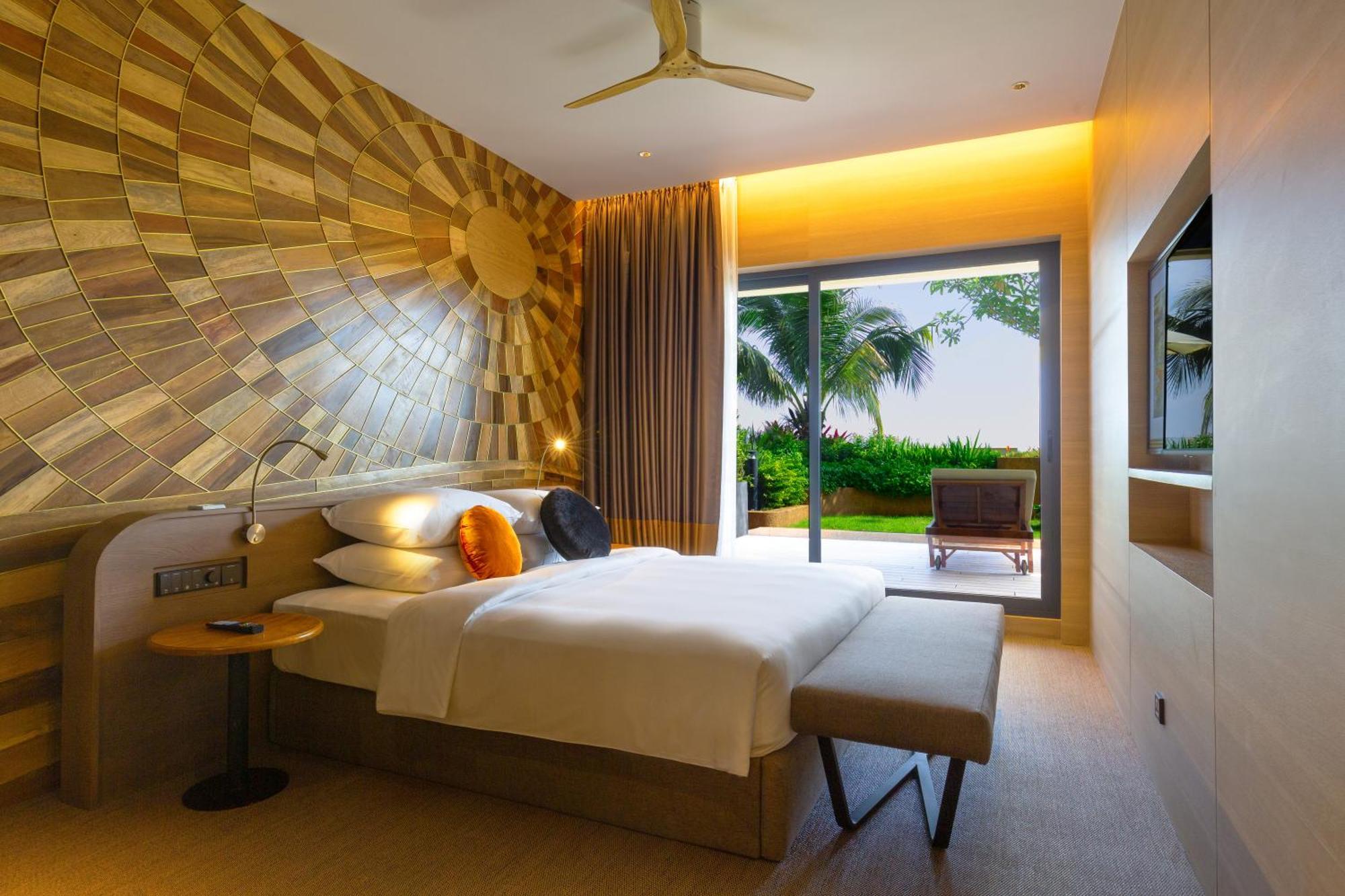 Sun & Moon, Riverside Hotel Phnom Penh Ngoại thất bức ảnh