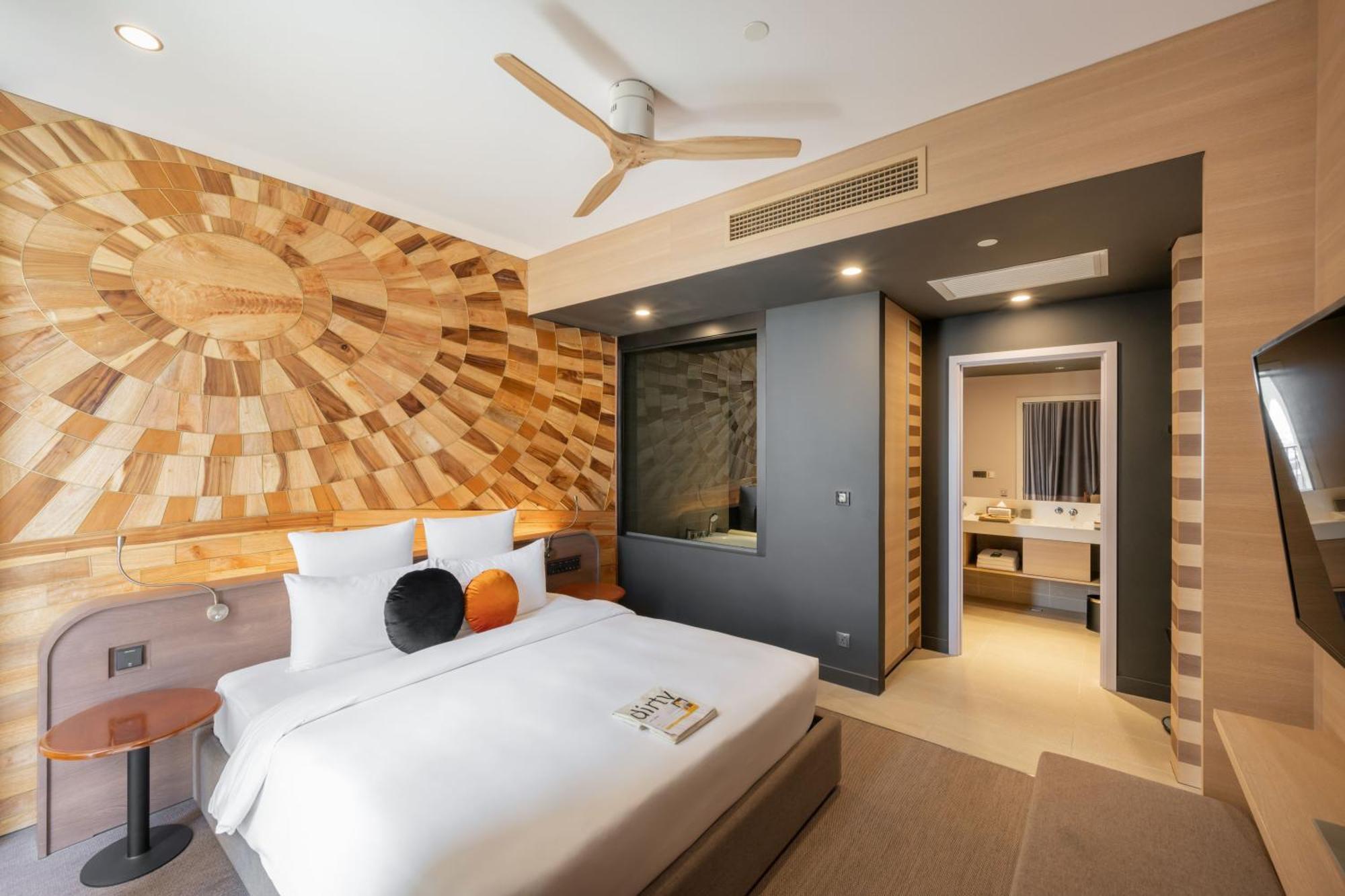 Sun & Moon, Riverside Hotel Phnom Penh Ngoại thất bức ảnh